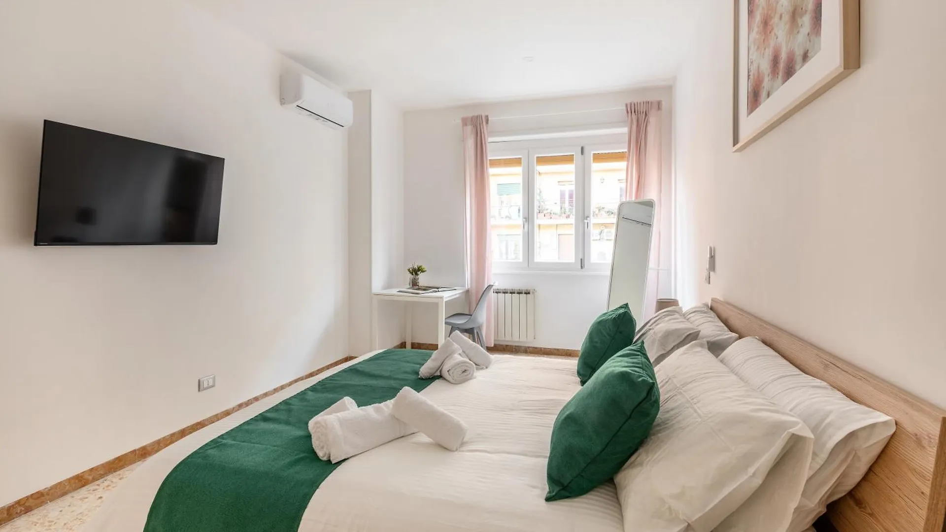 Rome Dolce Vita Luxury Apartment 4 Km Da Colosseo 0*,